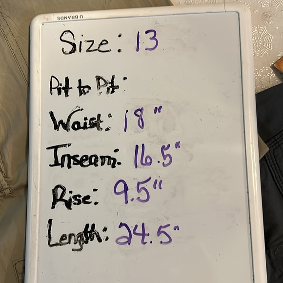 NWT 2 pair OP Rouched crop - Picture 9 of 9